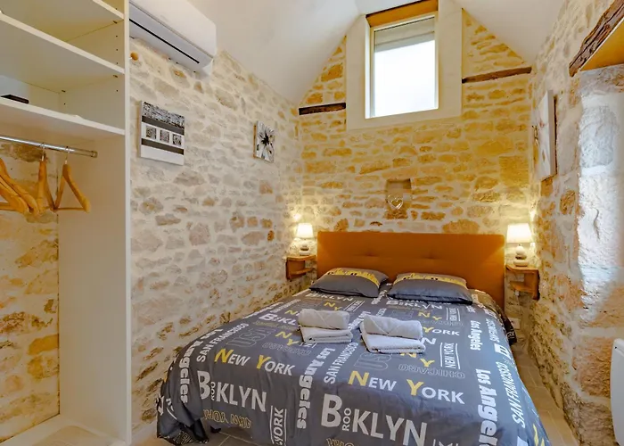 Hébergement de vacances La Boutique Germain 4 à 6 Personnes *